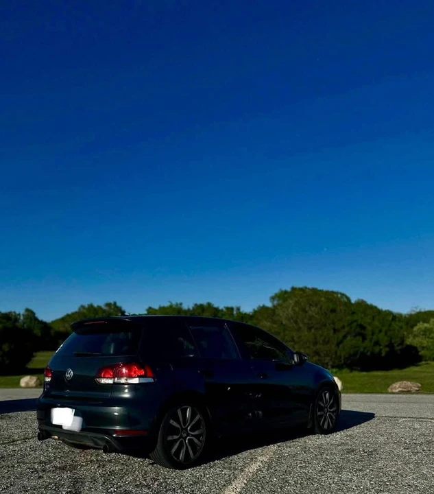 2012 Volkswagen GTI Mk6 - Image 2 of 5