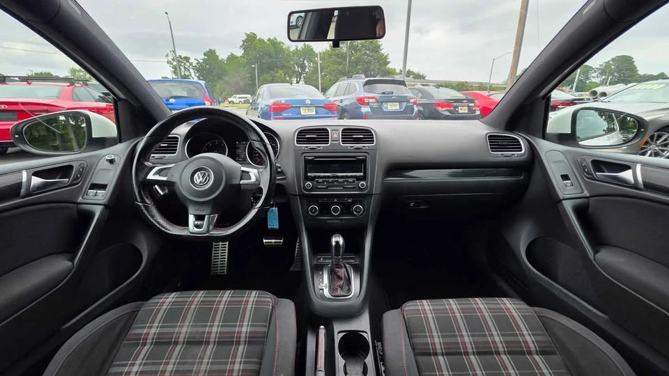 2012 Volkswagen GTI Mk6 - Image 17 of 18