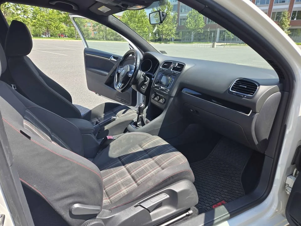2012 Volkswagen GTI Mk6 - Image 11 of 15