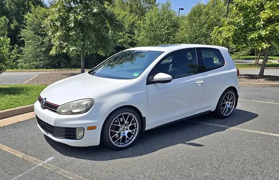 2012 Volkswagen GTI 2.0T Hatchback Coupe