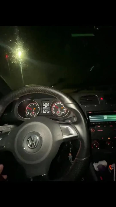 2012 Volkswagen GTI Mk6 - Image 6 of 6