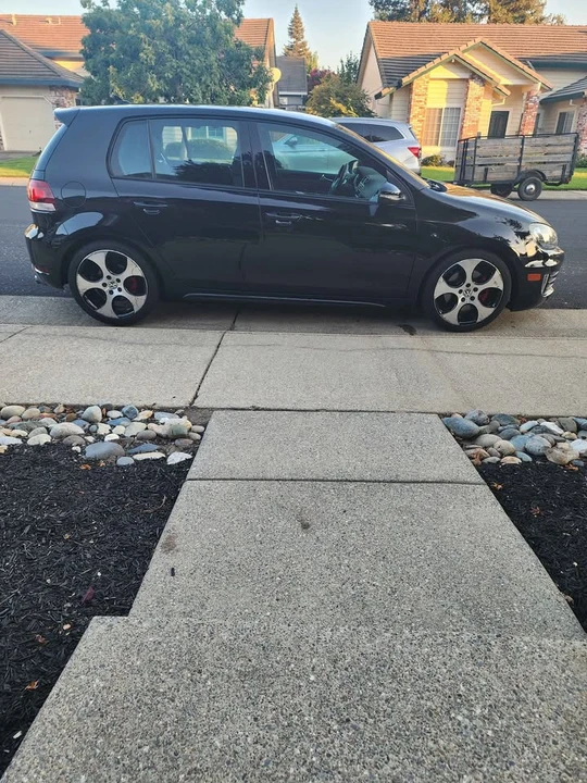 2012 Volkswagen GTI Mk6 - Image 2 of 5