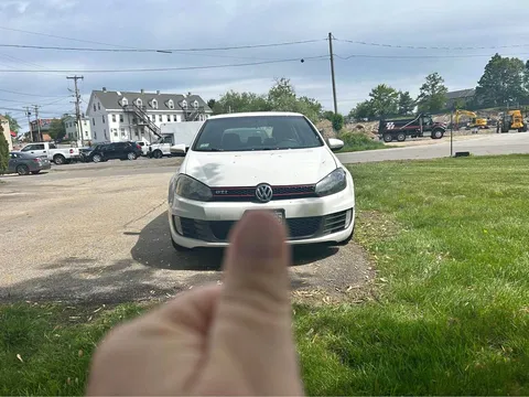2012 Volkswagen GTI 2.0T Hatchback Sedan 4D