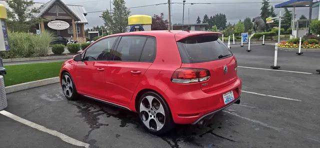 2012 Volkswagen GTI 2.0T Hatchback