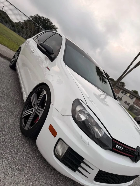 2012 Volkswagen GTI Mk6 - Image 5 of 6