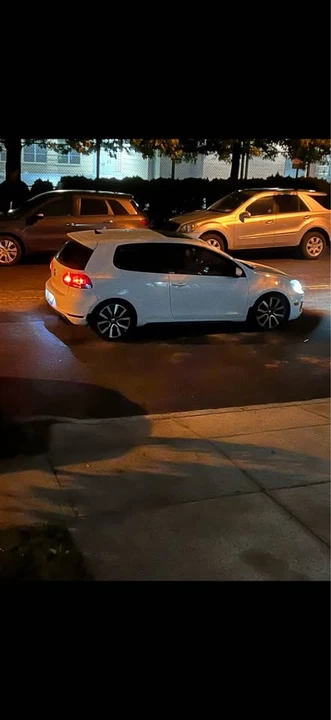 2012 Volkswagen GTI Mk6 - Image 3 of 6
