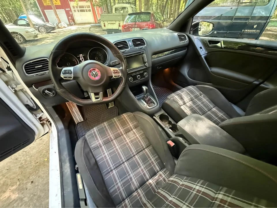 2012 Volkswagen GTI Mk6 - Image 6 of 11