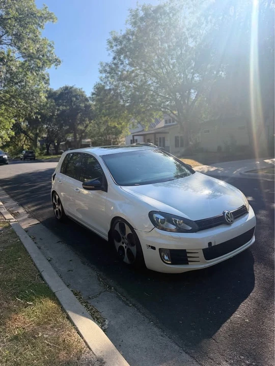 2012 Volkswagen GTI Mk6 - Image 4 of 12