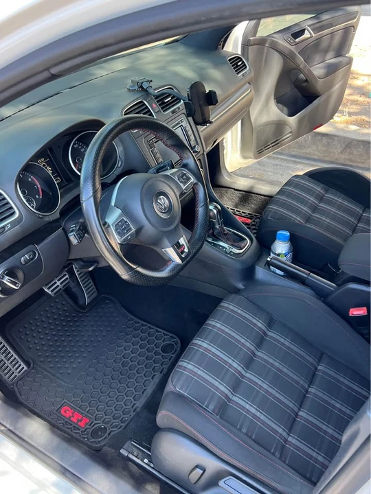 2012 Volkswagen GTI Mk6 - Image 11 of 17