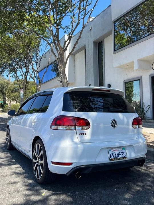 2012 Volkswagen GTI Mk6 - Image 5 of 17