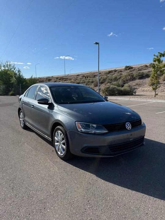 2012 Volkswagen Jetta - Image 2 of 7
