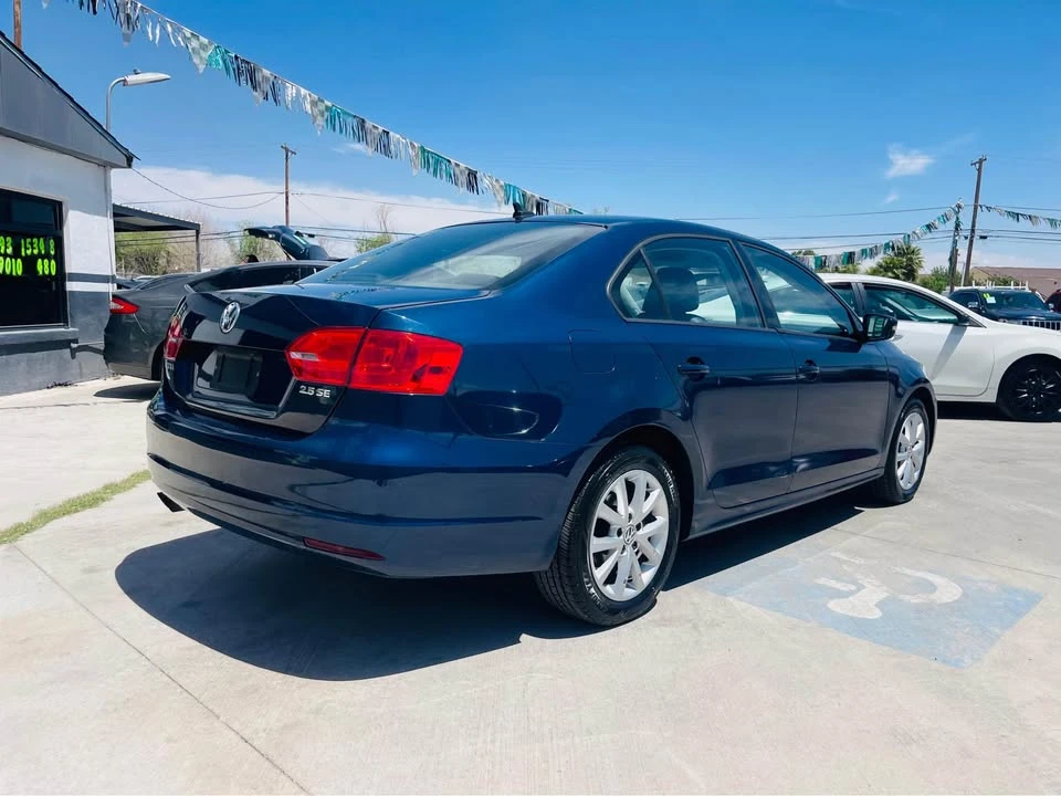 2012 Volkswagen A6 Jetta - Image 6 of 9