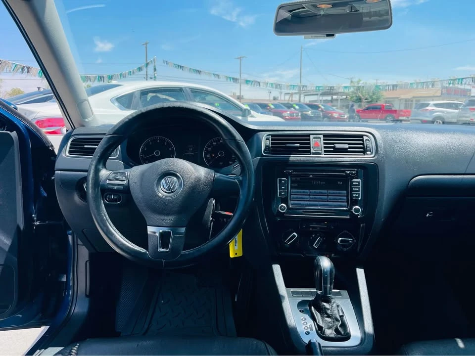 2012 Volkswagen A6 Jetta - Image 8 of 9
