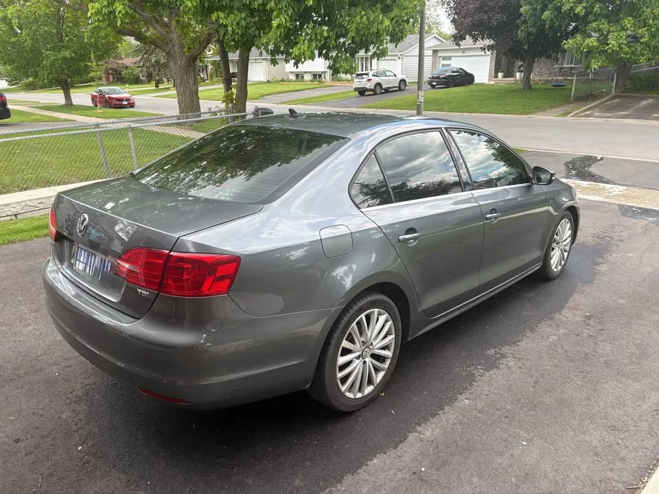 2012 Volkswagen Jetta - Image 13 of 14
