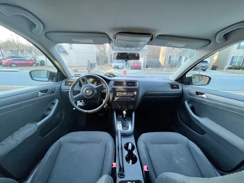 2012 Volkswagen A6 Jetta - Image 4 of 16