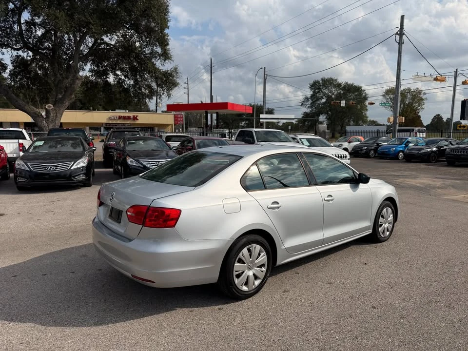 2012 Volkswagen A6 Jetta - Image 4 of 20