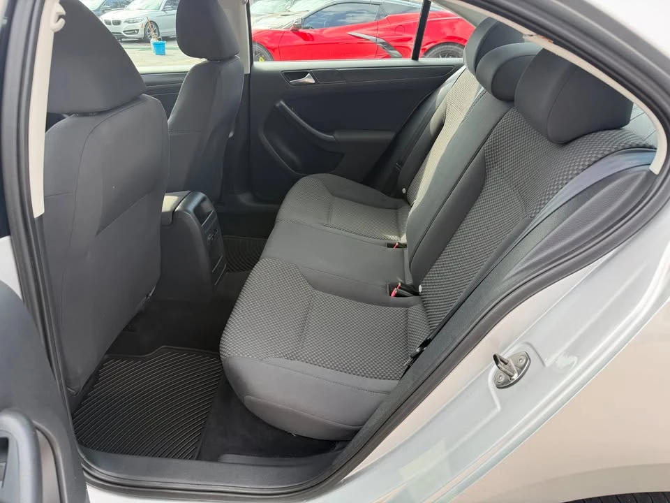 2012 Volkswagen A6 Jetta - Image 12 of 20