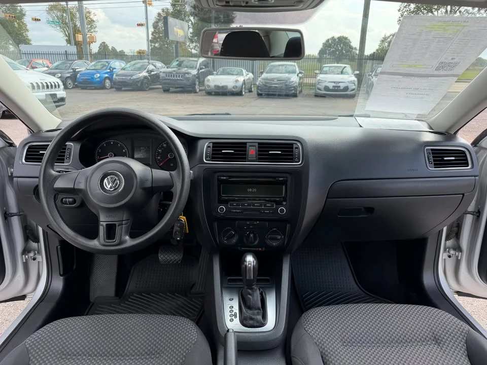 2012 Volkswagen A6 Jetta - Image 15 of 20