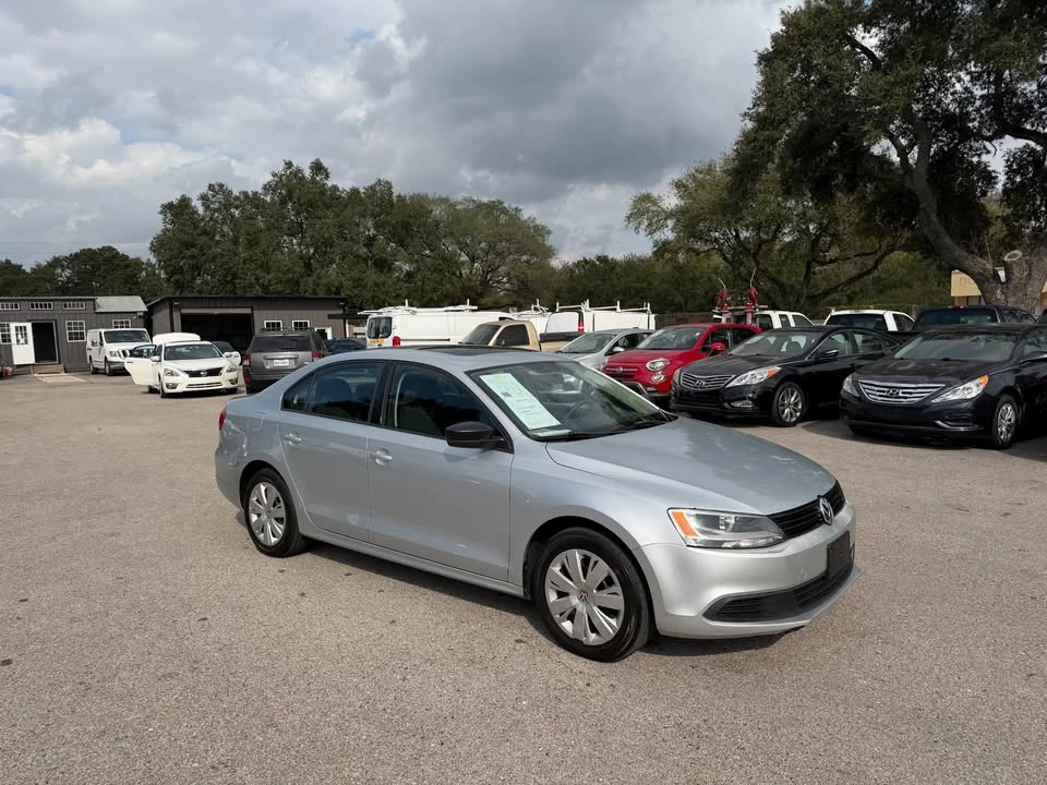 2012 Volkswagen A6 Jetta - Image 3 of 20