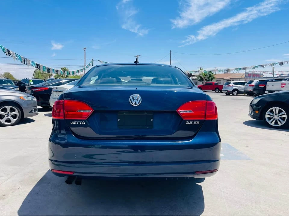 2012 Volkswagen A6 Jetta - Image 5 of 9