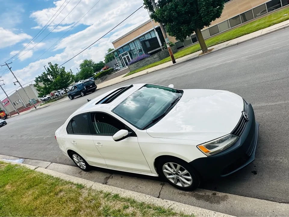 2012 Volkswagen A6 Jetta - Image 5 of 8