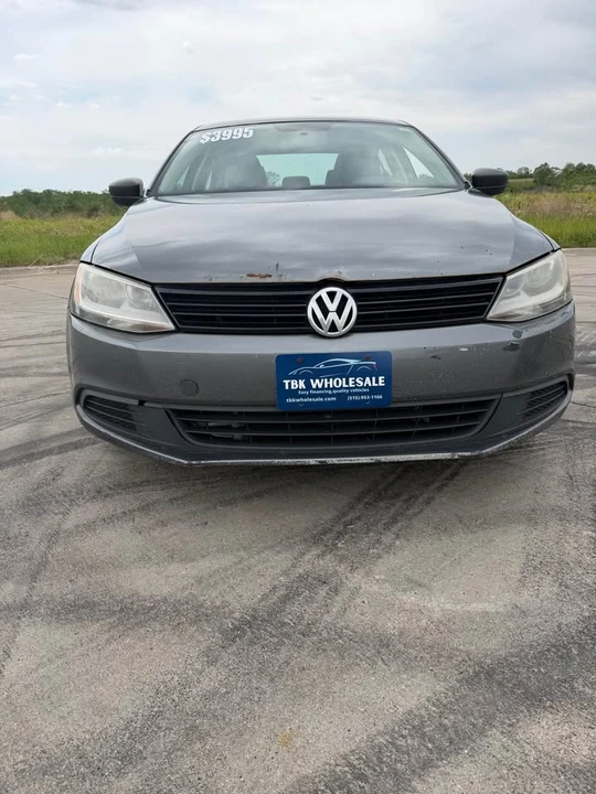 2012 Volkswagen A6 Jetta - Image 2 of 12