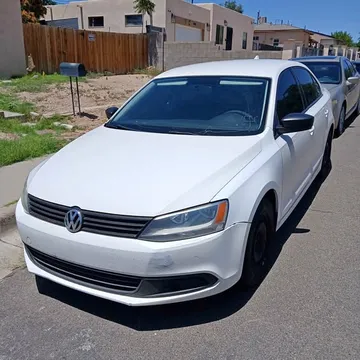 2012 Volkswagen Jetta 2.0L Base Sedan