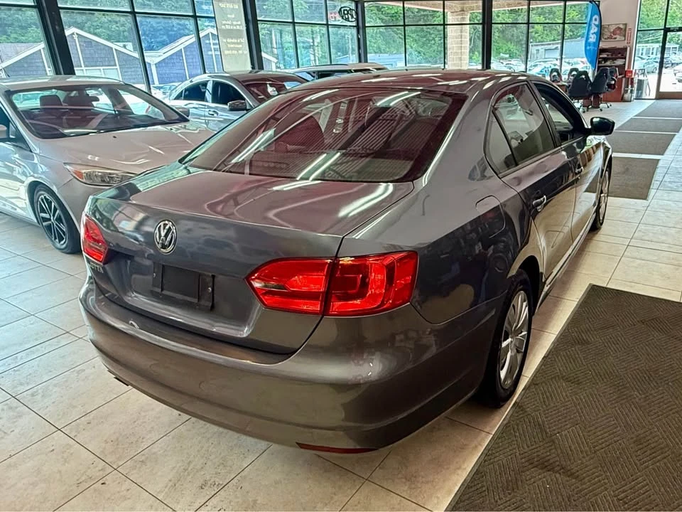 2012 Volkswagen A6 Jetta - Image 3 of 15