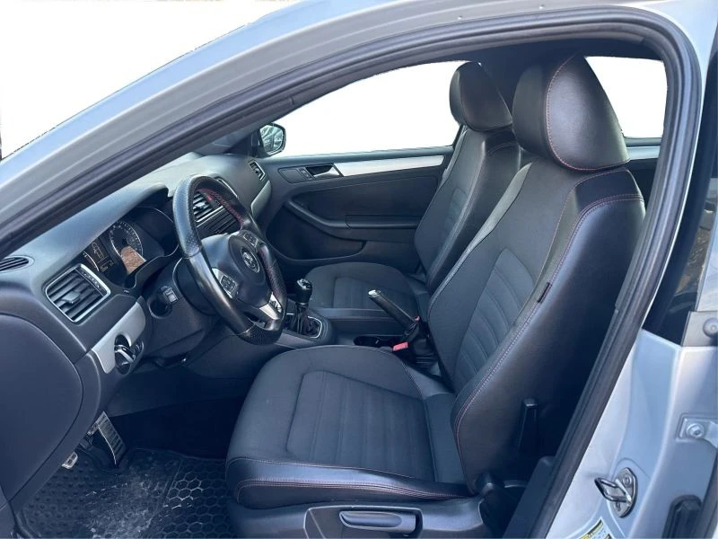 2012 Volkswagen A6 Jetta - Image 9 of 12