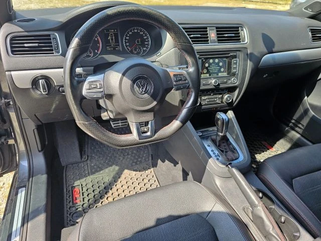2012 Volkswagen A6 Jetta - Image 9 of 12