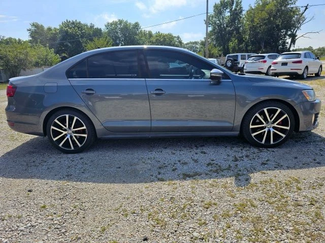 2012 Volkswagen A6 Jetta - Image 8 of 12