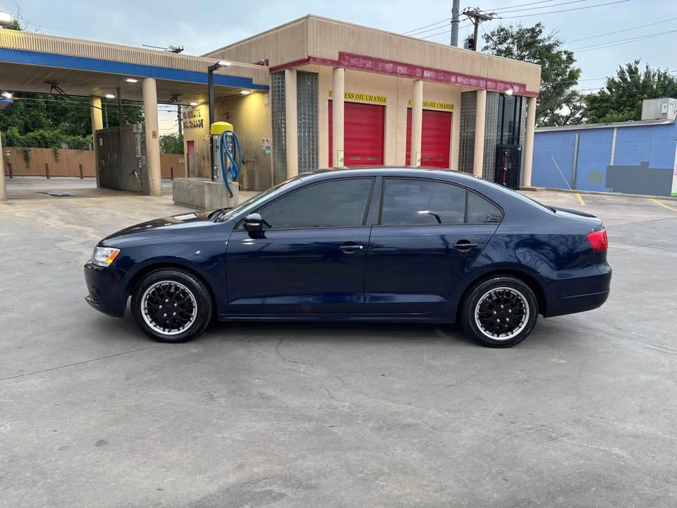 2012 Volkswagen A6 Jetta - Image 12 of 20