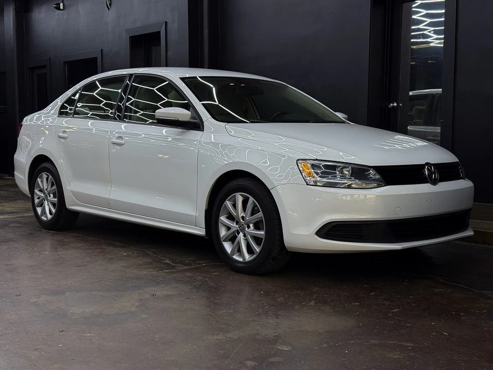 2012 Volkswagen A6 Jetta - Image 11 of 21