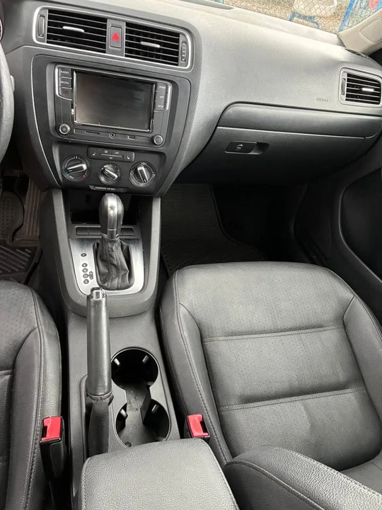2012 Volkswagen A6 Jetta - Image 5 of 12