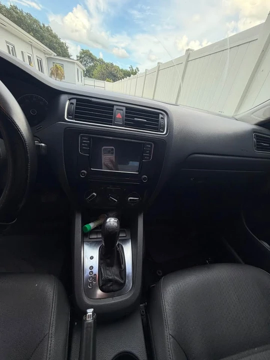 2012 Volkswagen A6 Jetta - Image 7 of 10