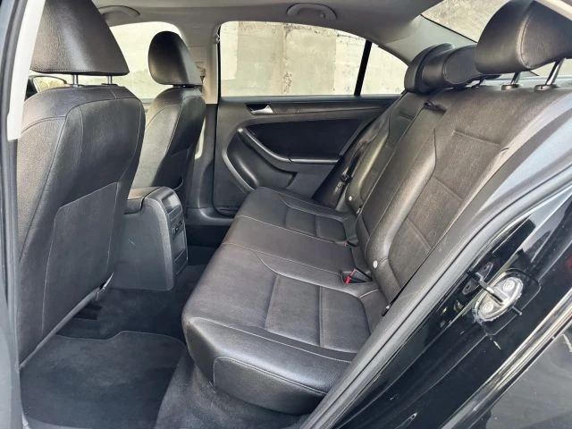 2012 Volkswagen A6 Jetta - Image 17 of 21