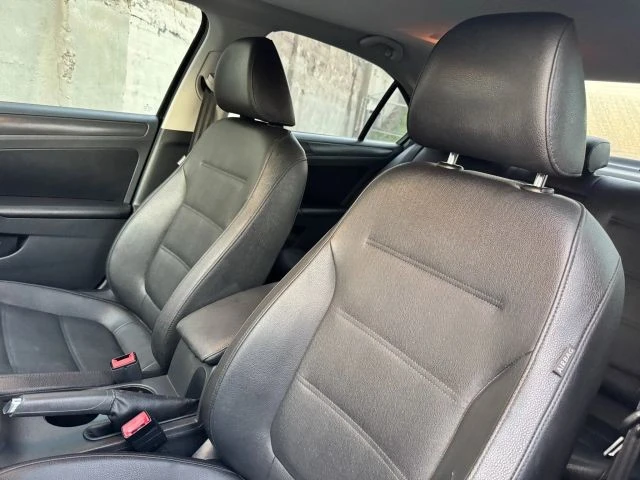 2012 Volkswagen A6 Jetta - Image 11 of 21