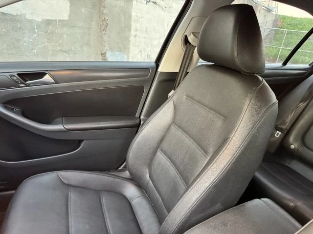 2012 Volkswagen A6 Jetta - Image 15 of 21