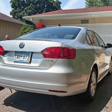 2012 Volkswagen Jetta · 2.5L SE Sedan 4D