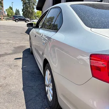 2012 Volkswagen Jetta 2.5L SE Sedan 4D