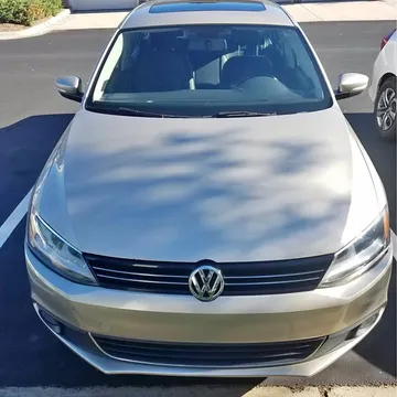 2012 Volkswagen Jetta 2.5L SEL Premium Sedan 4D