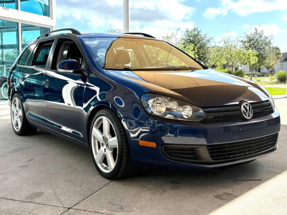 2012 Volkswagen A6 Jetta - Image 3 of 31