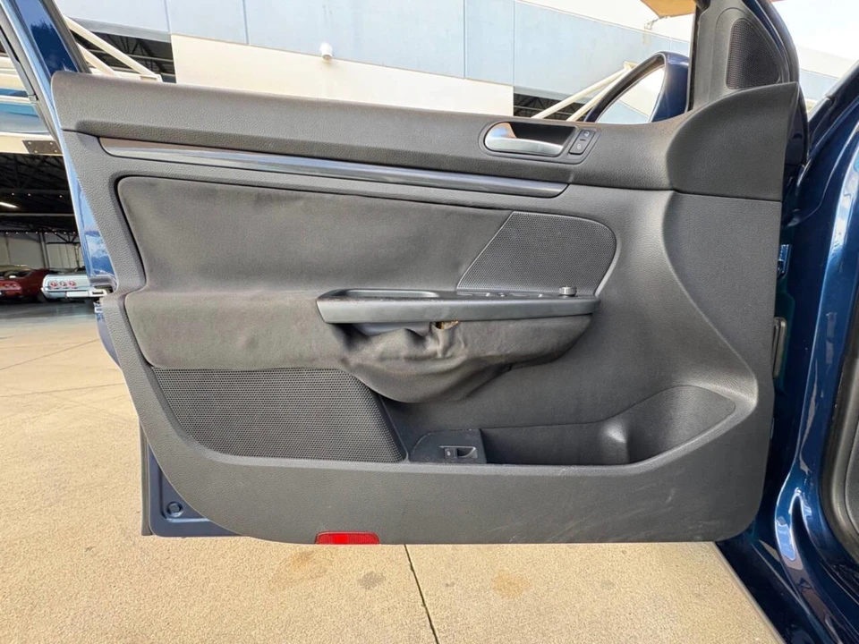 2012 Volkswagen A6 Jetta - Image 23 of 31