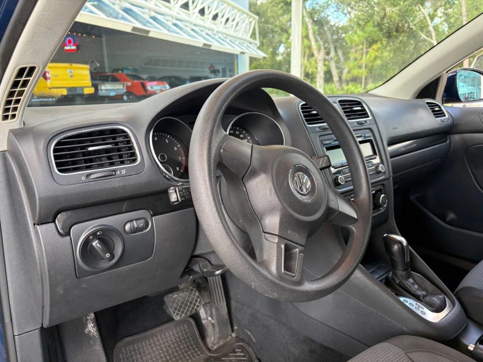 2012 Volkswagen A6 Jetta - Image 24 of 31