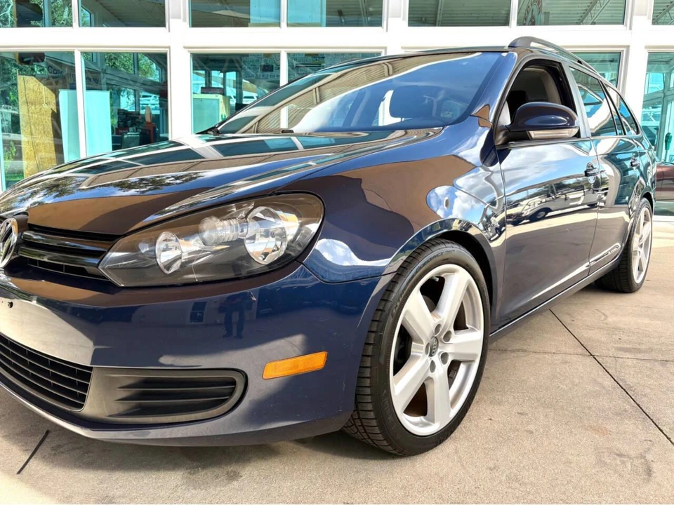 2012 Volkswagen A6 Jetta - Image 12 of 31