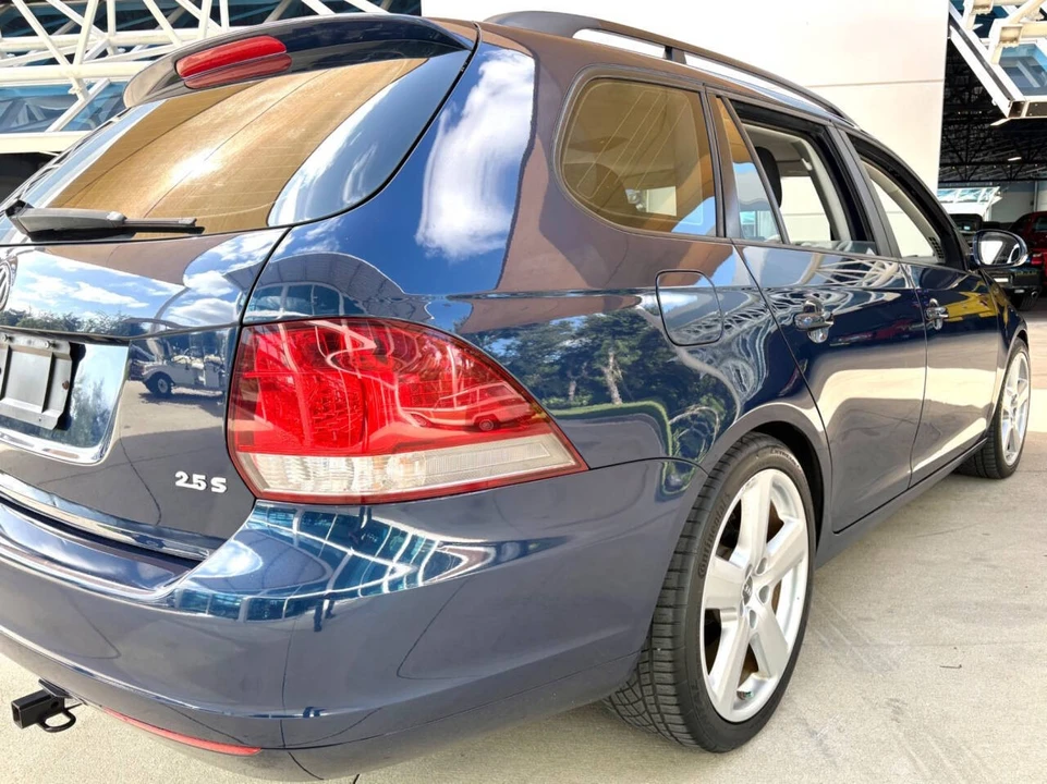2012 Volkswagen A6 Jetta - Image 16 of 21