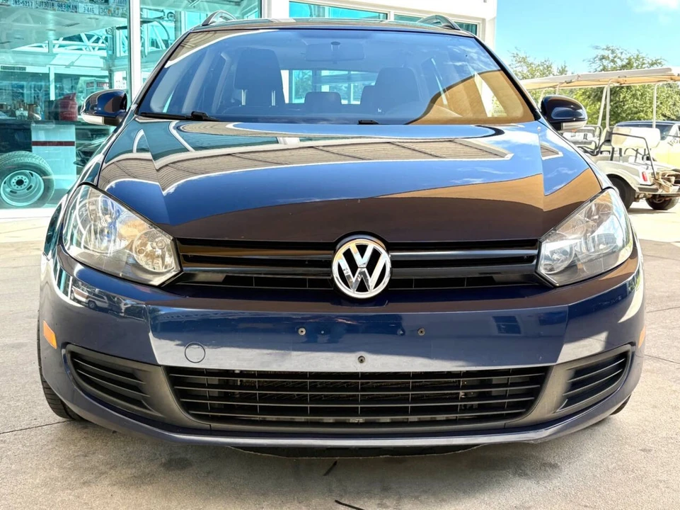 2012 Volkswagen A6 Jetta - Image 2 of 21