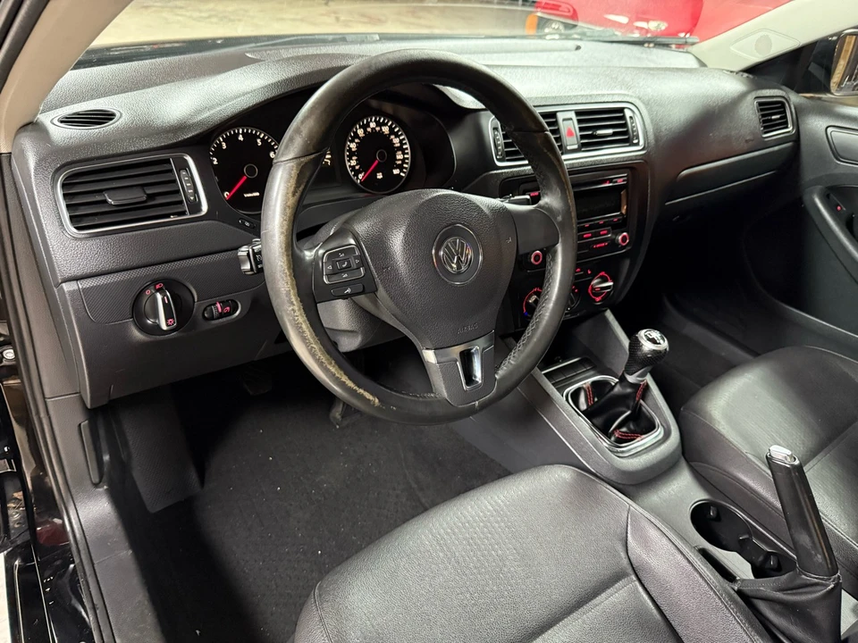 2012 Volkswagen A6 Jetta - Image 9 of 12