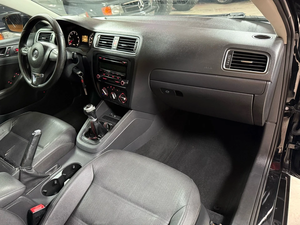 2012 Volkswagen A6 Jetta - Image 11 of 12