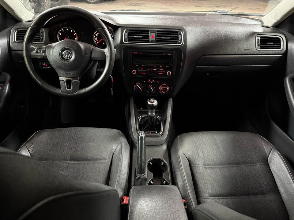 2012 Volkswagen A6 Jetta - Image 10 of 12